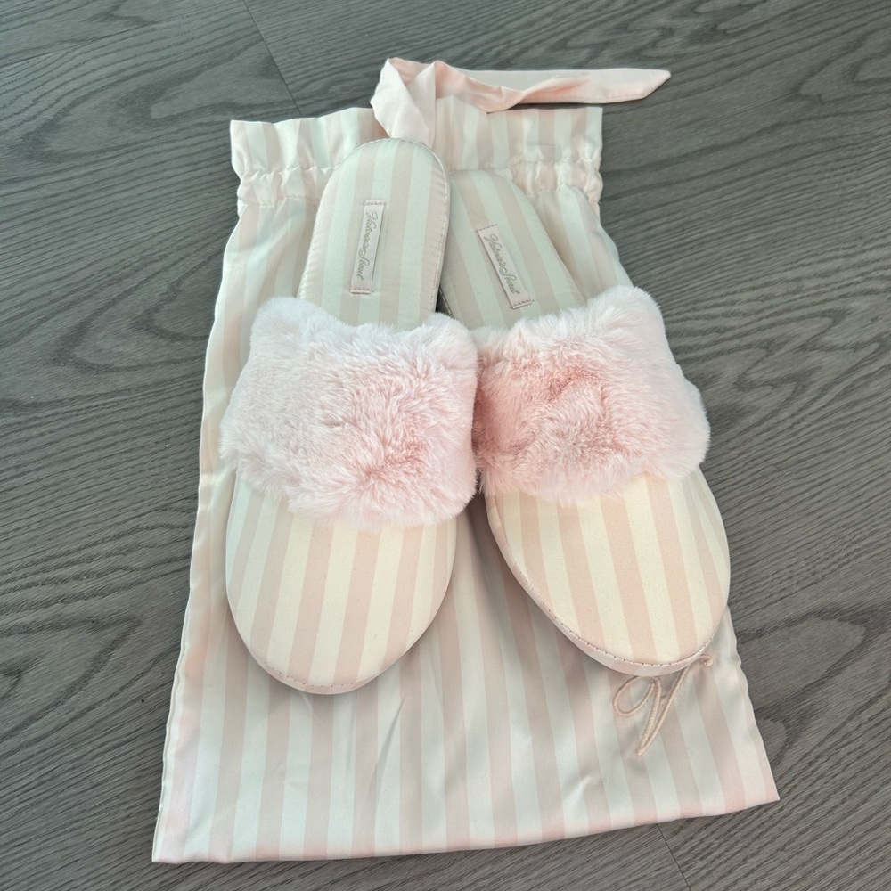 NWOT Victorias Secret Slippers